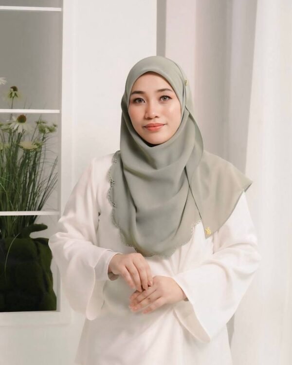 BAWAL SHAWL JELITA - POWDER GREEN