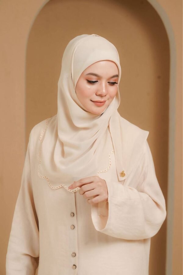 BAWAL SHAWL JELITA - BEIGE